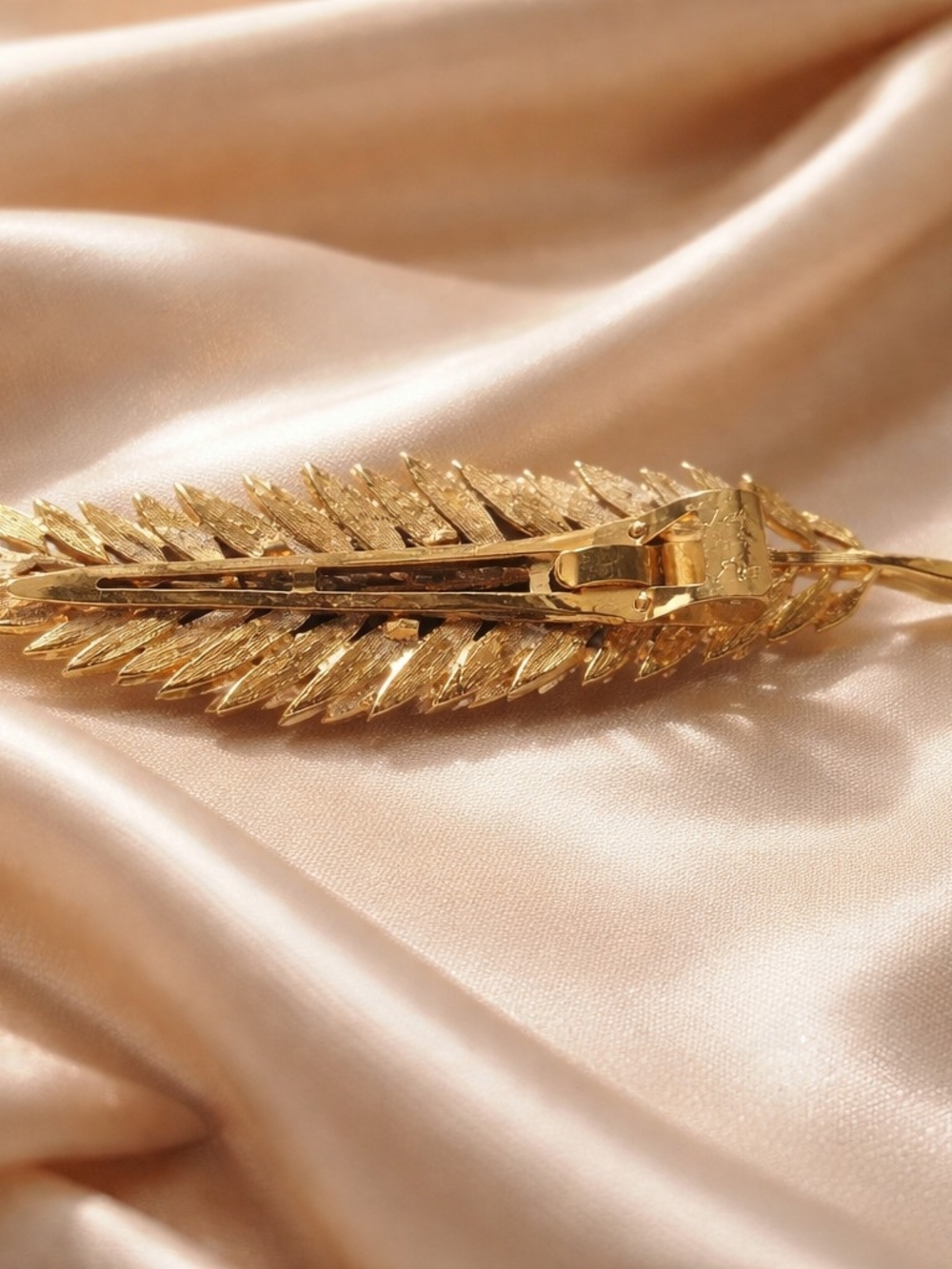 LADY ELLEN Gold-tone Leaf Hair Clip Pin Curl Vintage - Picture 2 of 2
